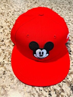 New Era Mickey Mouse 7 5/8